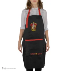 Gryffindor Apron -Cinereplicas Shop Apron Gryffindor HarryPotter Product 1 4895205602434 scaled