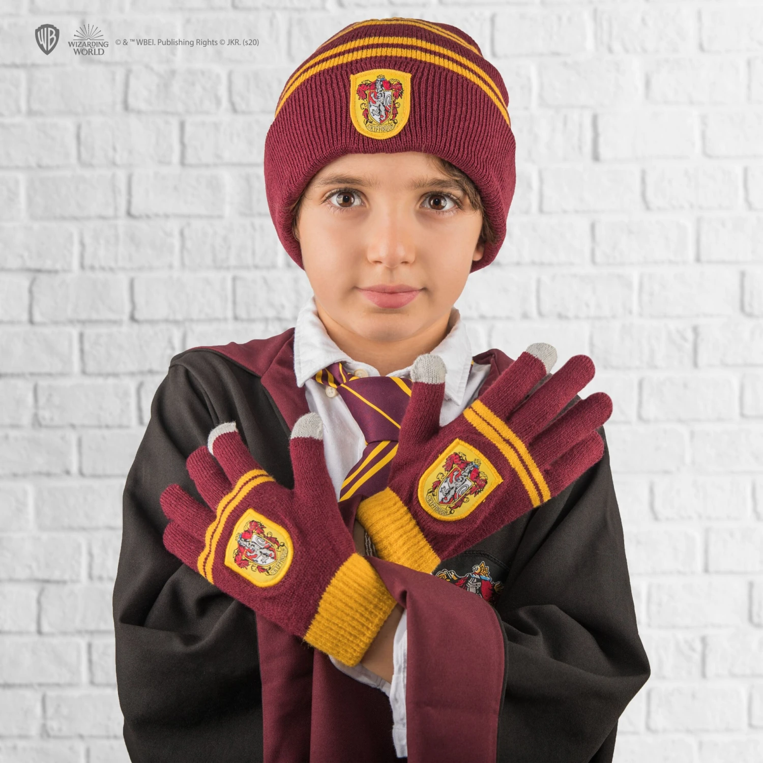 Kids Gryffindor Gloves And Beanie Set 3 Kids Gryffindor Gloves And Beanie Set