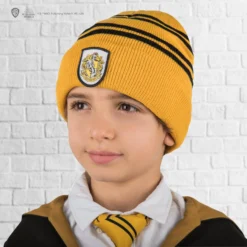 Kids Hufflepuff Gloves And Beanie Set
