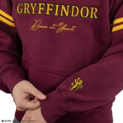 Gryffindor Hooded Sweatshirt -Cinereplicas Shop Gryffindor Hoodie Product 2 8904481500405 CR1541L scaled