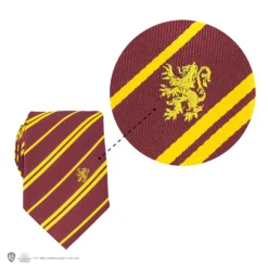 Cinereplicas Deluxe Gryffindor Tie -Cinereplicas Shop Necktie Deluxe Gryffindor HarryPotter Product 4 4895205600638edit scaled