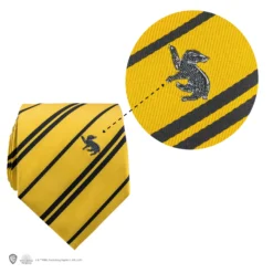Cinereplicas Deluxe Hufflepuff Tie 14 Cinereplicas Deluxe Hufflepuff Tie -Cinereplicas Shop Necktie Deluxe Hufflepuff HarryPotter Product 3 4895205600669edit scaled