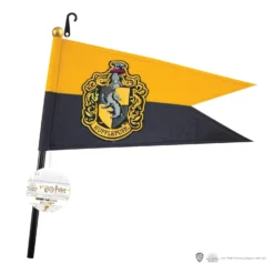 Hufflepuff Pennant Flag -Cinereplicas Shop PennantFlag Hufflepuff HarryPotter Product 2 4895205603981 scaled