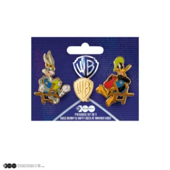 Set Of 3 Bugs Bunny And Daffy Duck At WB Studio Pin Badges -Cinereplicas Shop PinBadgeSet BugsBunny DaffyDuckatWBStudio Packaging 1 4895205615250