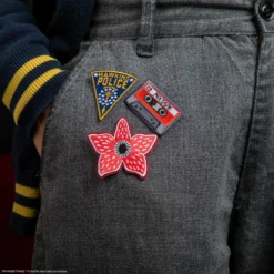 Set Of 7 Stranger Things Patches -Cinereplicas Shop ST Patches Set of 7 Lifestyle 2 4895205618114 CR2280 scaled