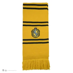 Deluxe Hufflepuff Scarf 11 Deluxe Hufflepuff Scarf -Cinereplicas Shop Scarf Deluxe Hufflepuff HarryPotter Product 6 4895205601468 scaled