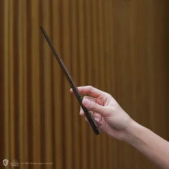 Cedric Diggory Wand Pen With Stand & Lenticular Bookmark