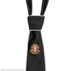 Nevermore Academy Deluxe Tie -Cinereplicas Shop Wednesday Deluxe Necktie With Pin Product 5 4895205616318 scaled