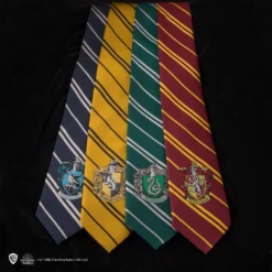 Adults Woven Crest Hufflepuff Tie 12 Adults Woven Crest Hufflepuff Tie -Cinereplicas Shop Woven Necktie Adult HarryPotter Lifestyle 2edit scaled
