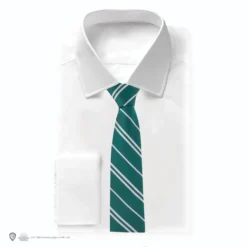 Kids Slytherin Woven Crest Tie -Cinereplicas Shop Woven Necktie Kids Slytherin HarryPotter Product 1 4895205603271edit scaled
