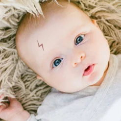 Harry Potter Temporary Tattoos -Cinereplicas Shop life style 1