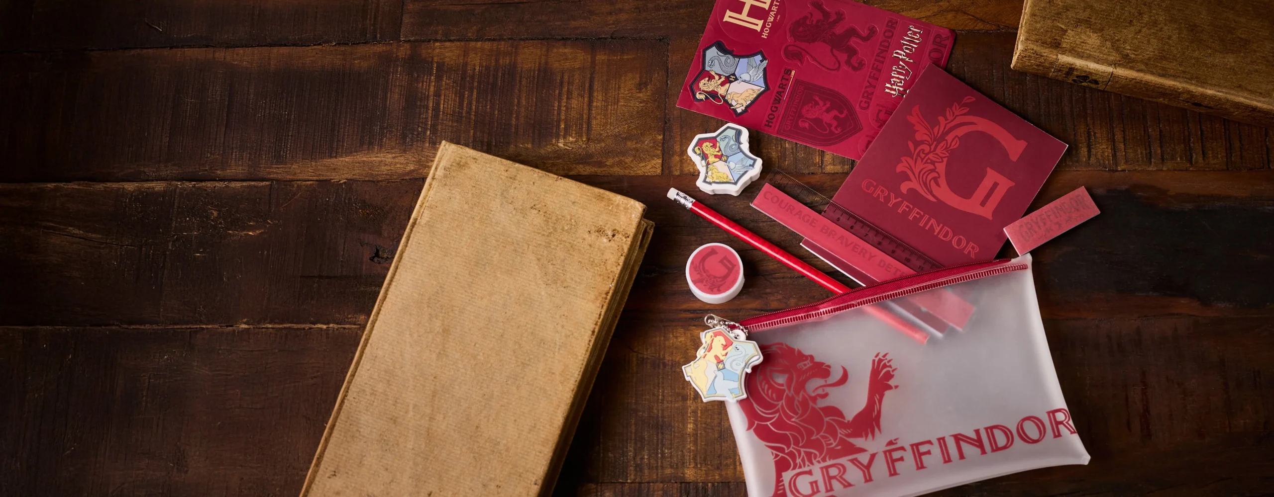 Cinereplicas Shop -Cinereplicas Shop hero stationary scaled